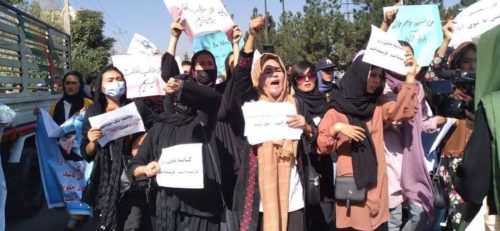 Afghan women protest the Taliban- no ownership or copyright shown